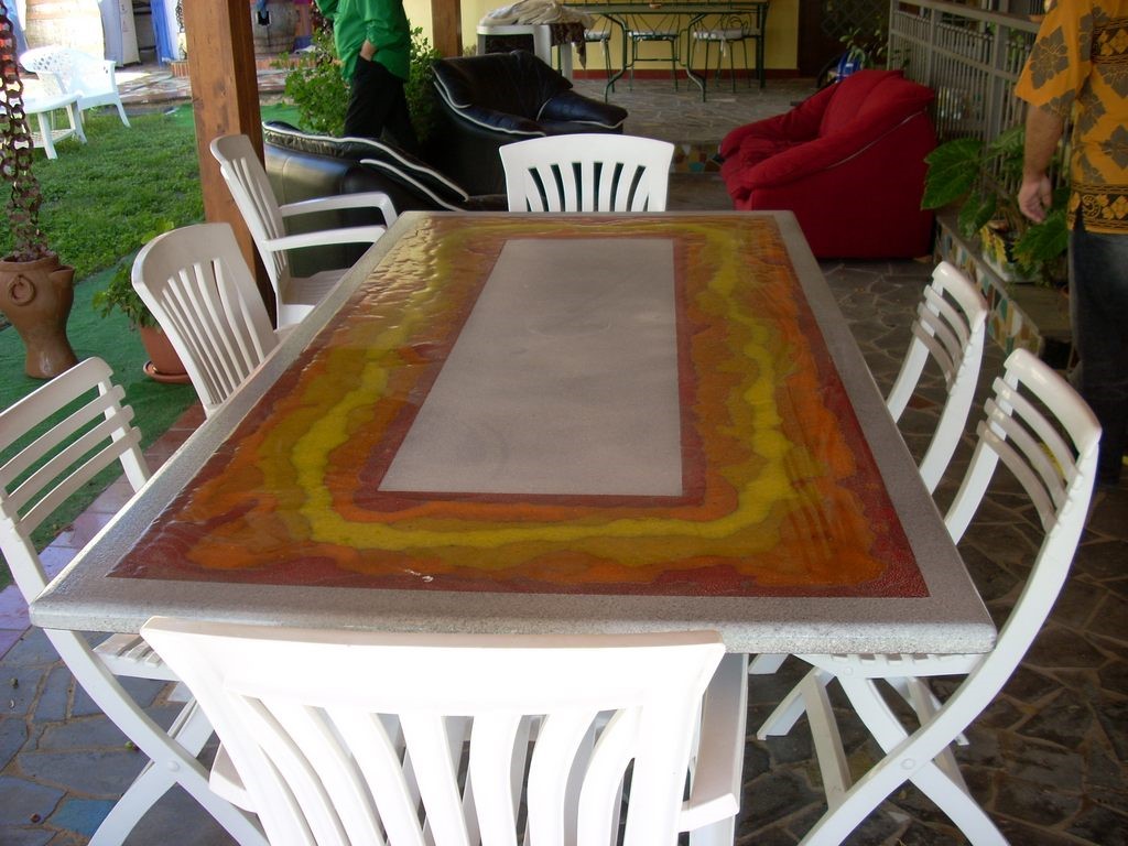 tavolo pietra lavica decorato a mano