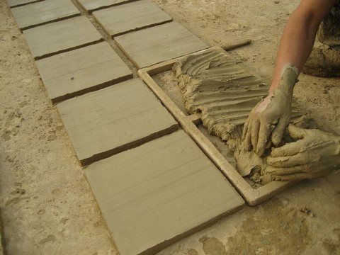 cotto fatto a mano lavorazione